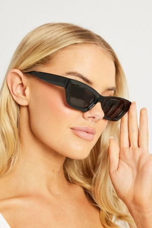 Black Fashion Sunglasses