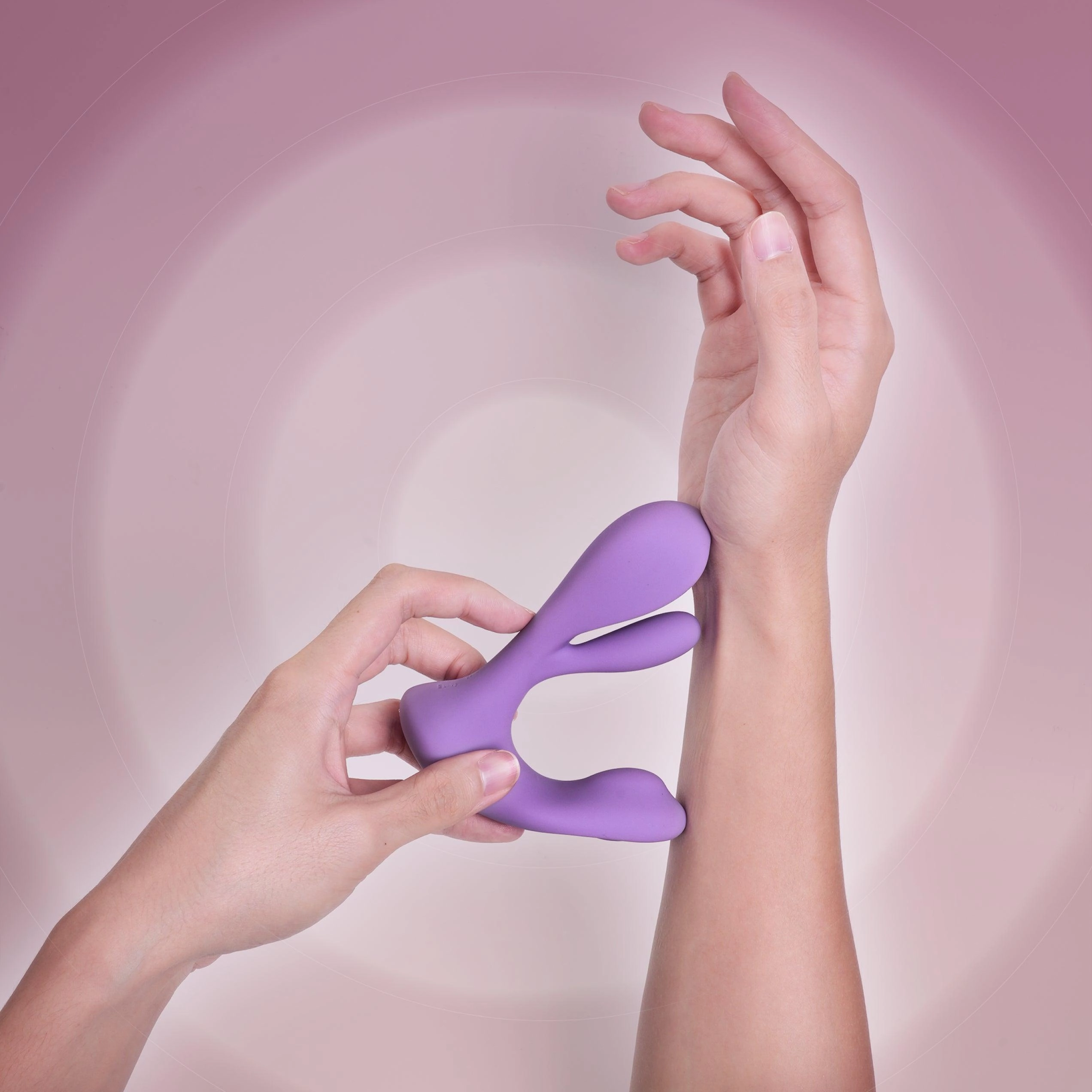 Swirlii Wear able Swing Vibrator (B2B)